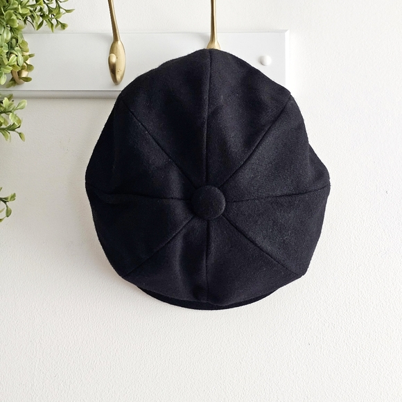 Vintage 1940s Wool Newsboy Beret Classic HatBlack Size MediumMade in USA